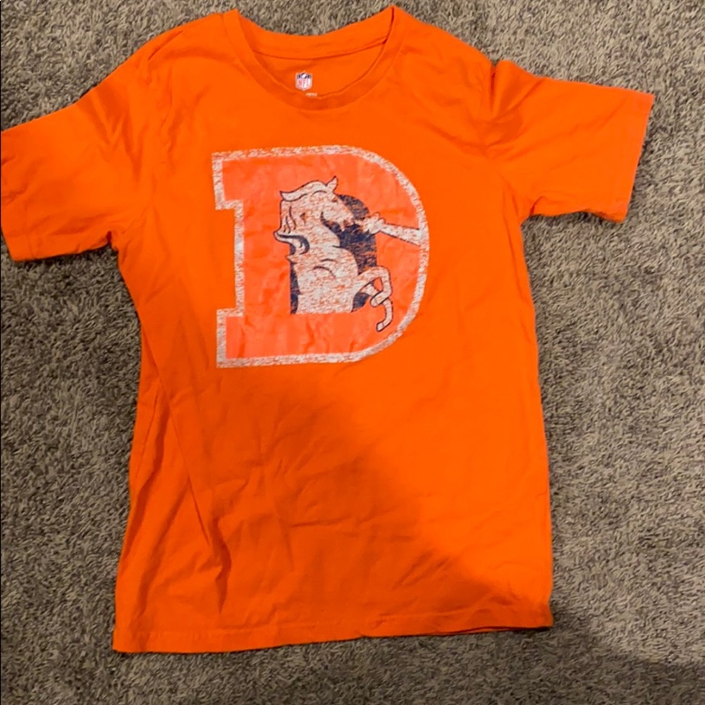 Denver broncos vintage tee